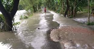 জোয়ারে পানিতে ডুবেছে মেঘনার উপকূল